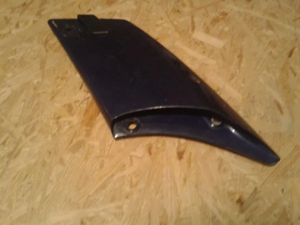 Ouie de carénage droite yamaha 1200 fj 1986 - Équipements Moto - Marignane (13700)