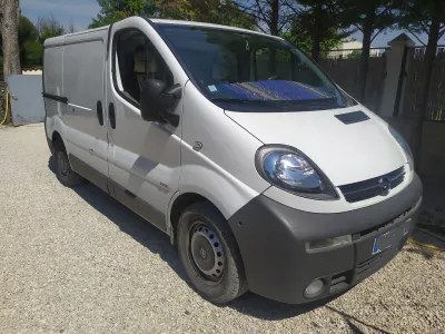 Opel vivaro 2.5 cdti - photo 4