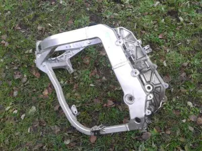 Cadre suzuki 750 gsxr 1994 - photo 2