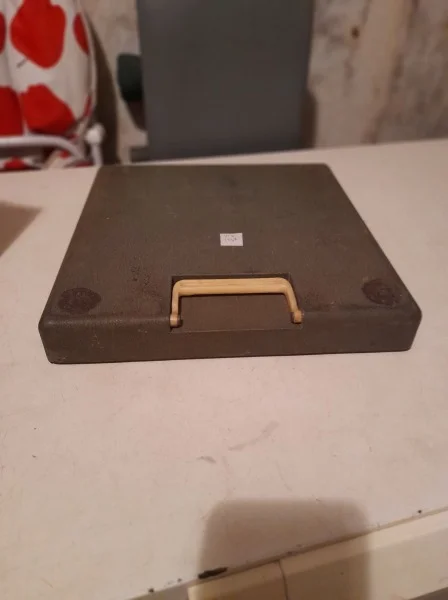 Ancienne machine a écrire mj rooy - Collection - Saint-Satur (18300)