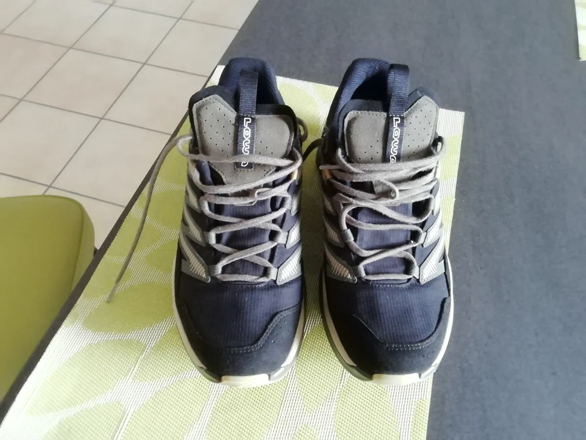 Chaussure homme pour randonnée - Chaussures - Montbrison (42600)