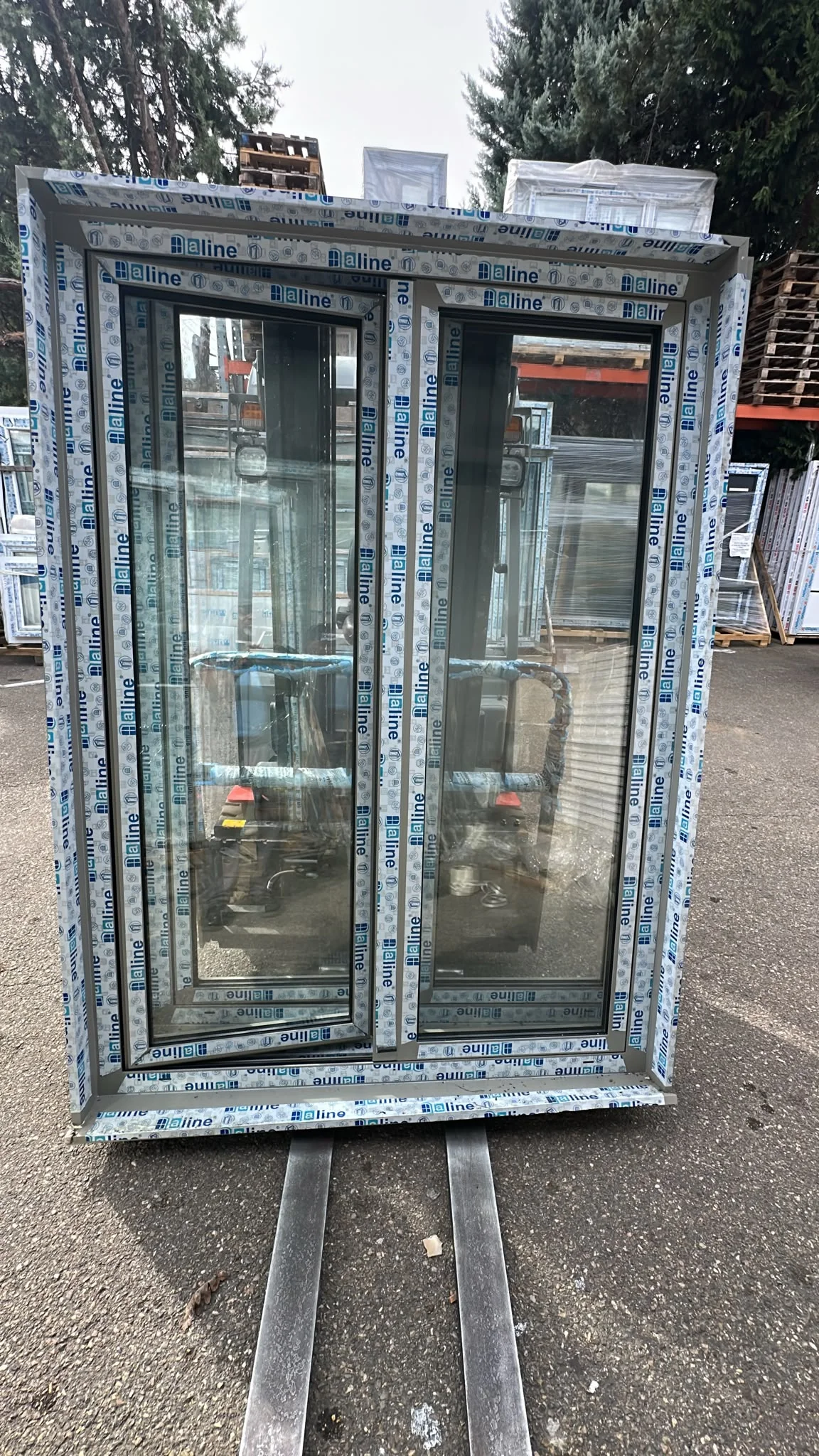 Fenêtre deux vantaux en alu Haut 1960 / Larg 1440 - Bricolage - Saint-Symphorien-sur-Coise (69590)