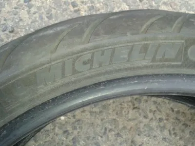 Pneu arriére michelin pilote 180/55/17 - photo 4