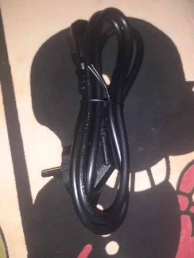 Câble d'alimentation 3 pôles - - Informatique - Saint-Satur (18300)