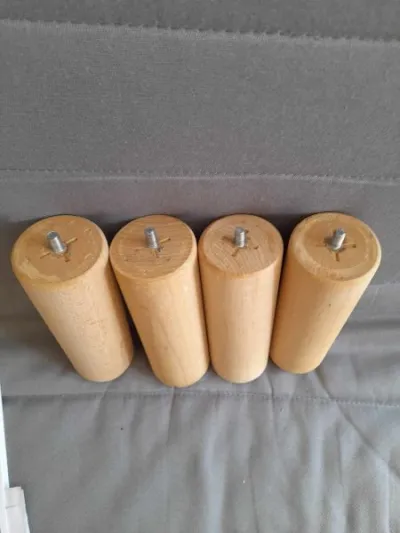 Lot 4 pied rond en bois pour meubles, sommiers - photo 3