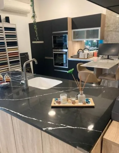 Cuisine d'exposition pyram - Meubles