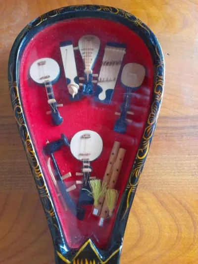 Boite à ombre pour mandoline chinoise laquée noire - photo 4