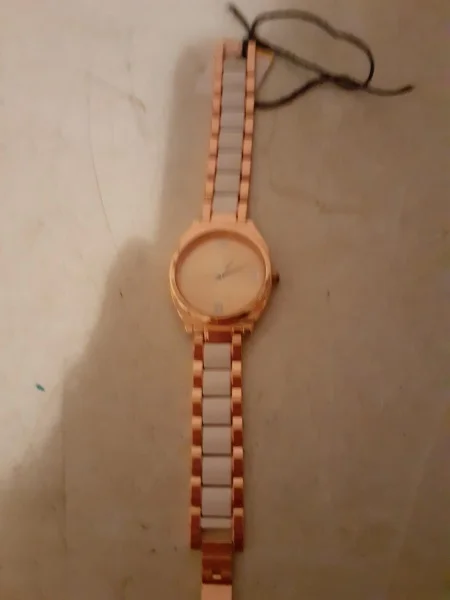 Montre métal femme - Bijoux & Montres - Saint-Satur (18300)
