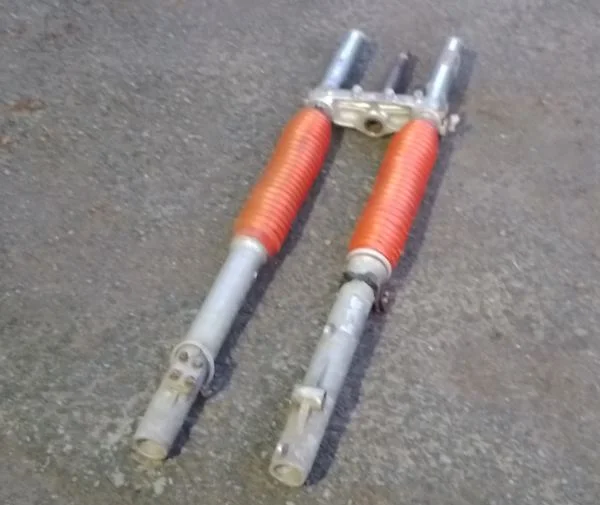 Fourche yamaha 600 xt 1985 55w - Équipements Moto - Crépy-en-Valois (60800)