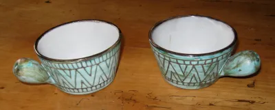 2 Tasses signées Maunier Vallauris - Collection - Maule (78580)
