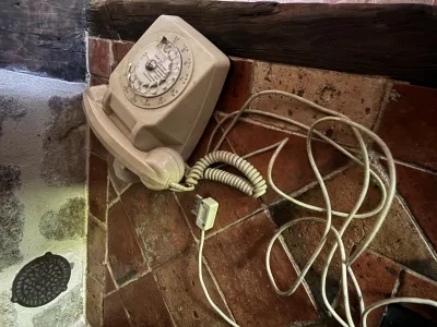 Téléphone Collector - Décoration - Tulle (19000)