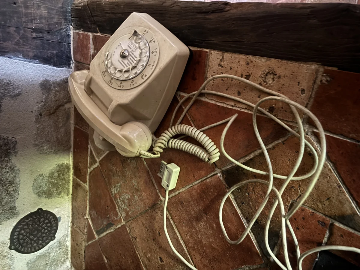 Téléphone Collector - Décoration - Tulle (19000)