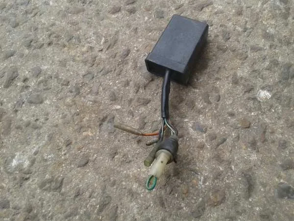 Boitier cdi yamaha 50 dtr 1988 - Équipements Moto - Dampleux (02600)