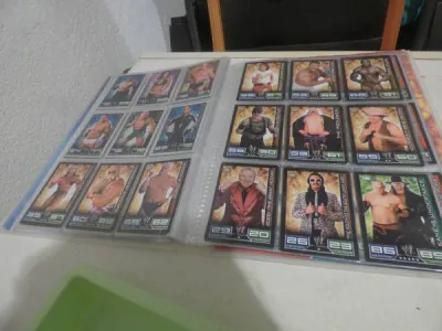 Album binder w- topps slam attak + 229 cartes - photo 2