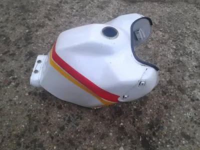 Réservoir yamaha 750 super ténéré 1989 - photo 3