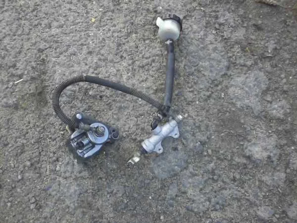 Circuit de frein arriére kawasaki zx6r 1998 - Équipements Moto - Verberie (60410)