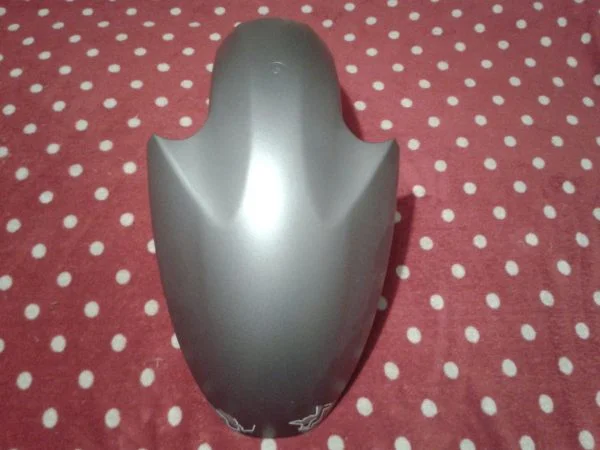 Garde boue avant scooter suzuki 125 burgman 2020 - Équipements Moto - Compiègne (60200)
