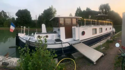 PENICHE HABITABLE 15,54 M - Bateaux - Auxerre (89000)