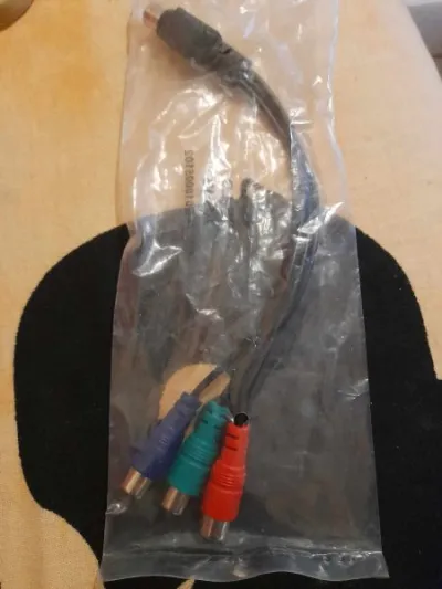 Câble / cordon s-video 7 broches vers 3 rca - Image & Son - Saint-Satur (18300)