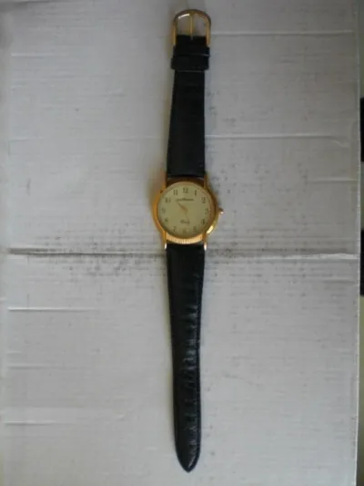Montre neuve ou lot 4 piercing - photo 2
