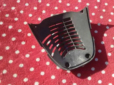 Triangle de carénage scooter mbk 125 skiliner 2004 - photo 2