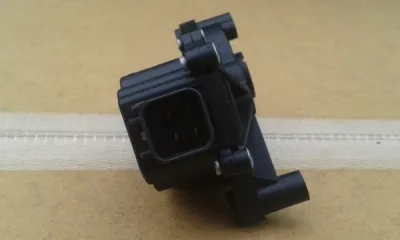 Capteur injection neuf suzuki 600 gsr 2006 - Équipements Moto - La Crau (83260)