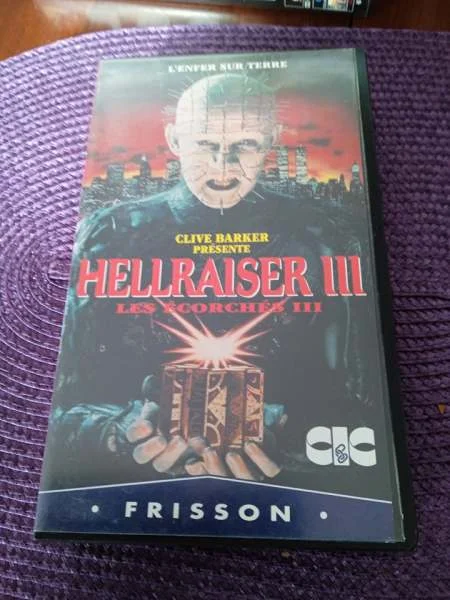 Cassette vhs " hellraiser 3" - CD, DVD & Vinyles - Saint-Satur (18300)