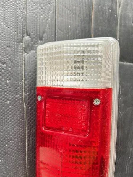 Feu arrière droit lamborghini espada s3 - Équipements Auto - Nice (06000)