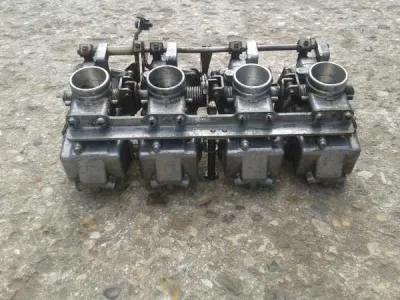 Rampe carburateur yamaha 650 xj 1983 - Équipements Moto - Dampleux (02600)