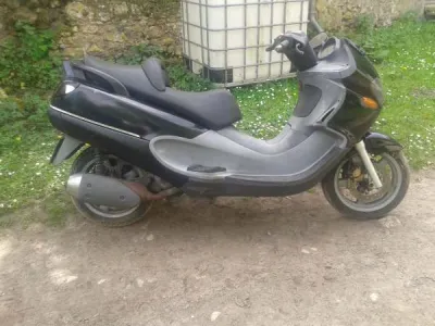 Scooter piaggio 125 x9 2017 - photo 2