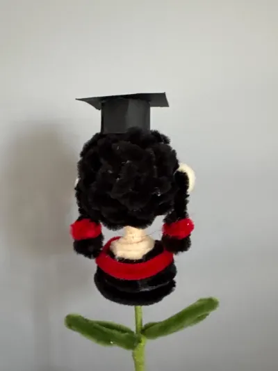 Poupée de remise de diplôme au cure pipe avec tige - photo 2