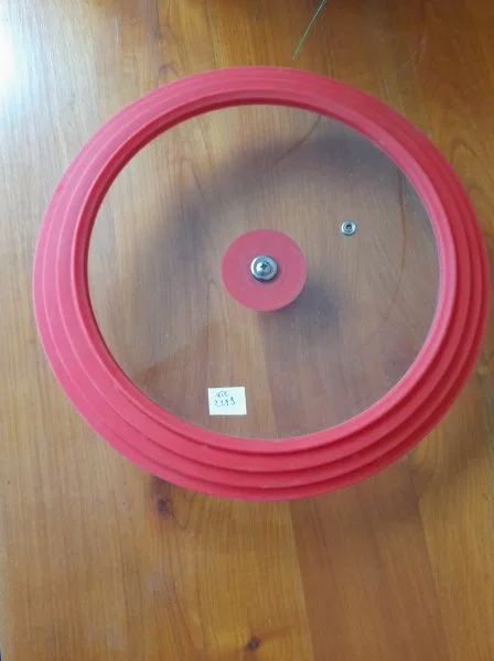 Couvercle à sauteuse en verre et silicone - Collection - Saint-Satur (18300)