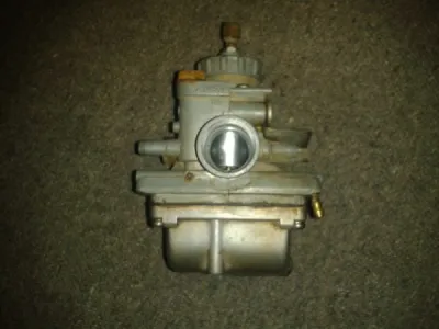 Carburateur gauche yamaha 125 rdx 1981 - Équipements Moto - Compiègne (60200)