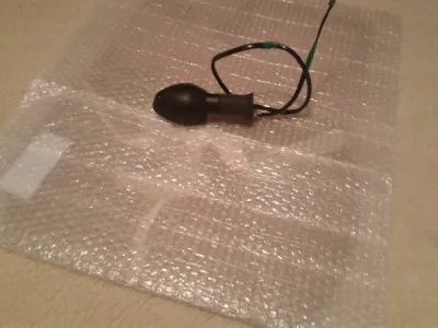 Clignotant arriére gauche neuf suzuki 750 gsr 2022 - photo 2