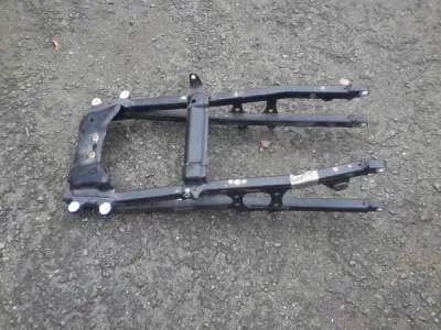 Boucle arriére triumph 600 tt 2001 - photo 3