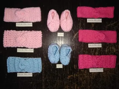 Chausson bebe ou headband crochet fait main neuf - photo 2