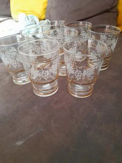 Lot 8 Verres à Eaux - Motifs Raisin - photo 3