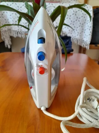 Fer à repasser philips type hd 1272/a - photo 2