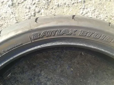 Pneu avant brigestone battlax 120/70/zr17 - photo 3
