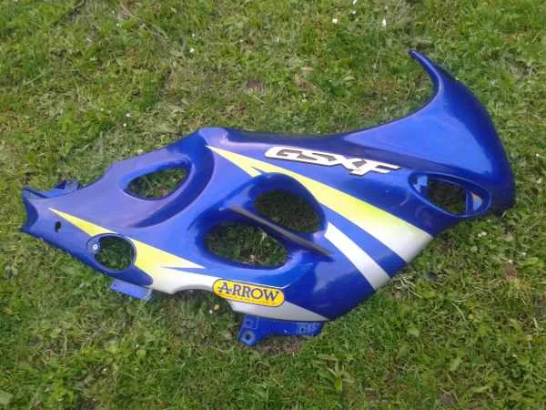 Flanc carénage droit suzuki 750 gsxf 1998 - Équipements Moto - Le Pré-Saint-Gervais (93310)