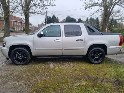 Chevrolet Avalanche 2009 5.3i v8 Lpg 315cv 231kw G - photo 2