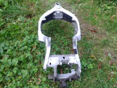 Cadre yamaha 1300 fjr 2007 - photo 4