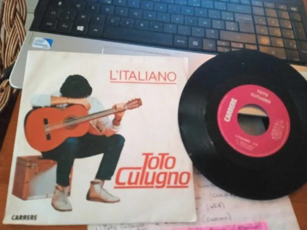 45t " toto culugno " - CD, DVD & Vinyles - Saint-Satur (18300)