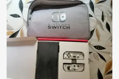 Nintendo switch oled - Consoles & Jeux - Thuin (6530)