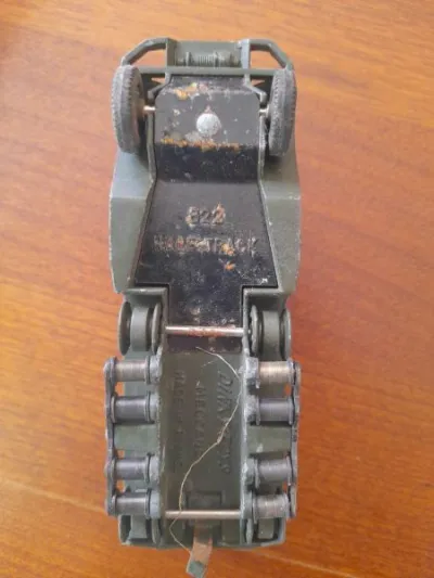 Véhicule militaire half-track - dinky toys 822 - photo 4