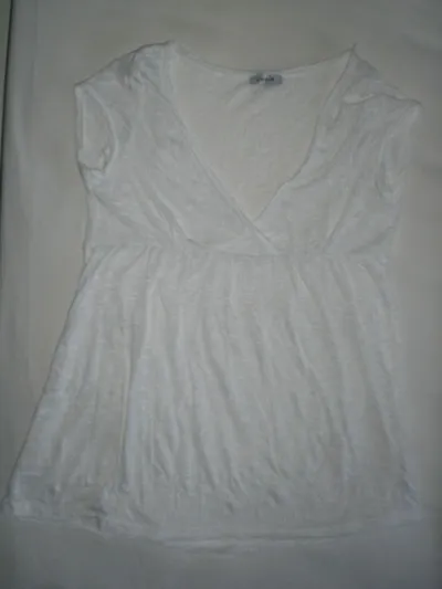 Haut t.36 ou t.38 ou t.40 neuf - photo 2