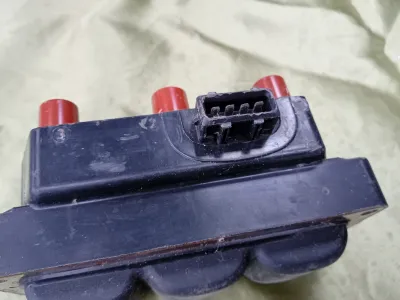 Bobine d'allumage pour Ferrari 456, F512 TR/M,F550 - photo 3