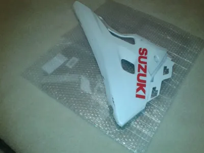 Demi sabot droit suzuki 125 gsxr 2022 - photo 4