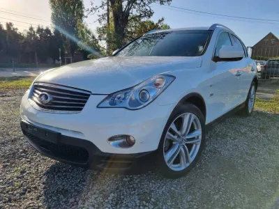 INFINITI QX50 3.0D v6 239cv 83000km Cuir Gps Ac Ja - Voitures