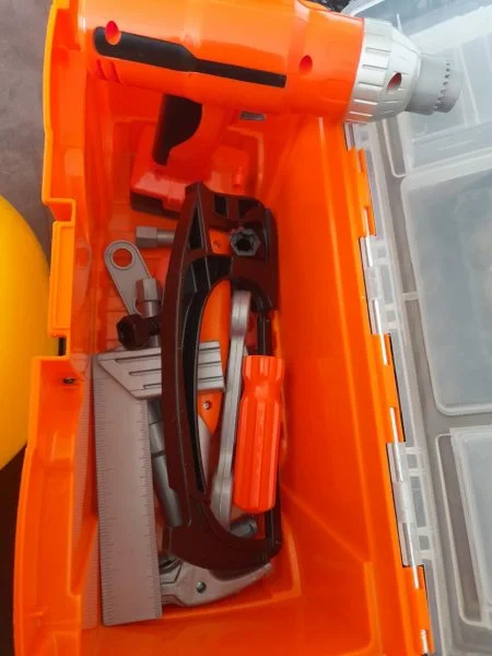 Boite à outils en plastique pour enfants + casque - Jeux & Jouets - Saint-Satur (18300)